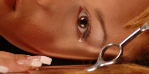 Accélérer la pousse des cheveux après coupe ratée